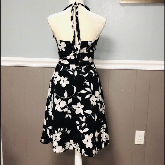 PS...Style Floral Dress - Picture 4 of 8